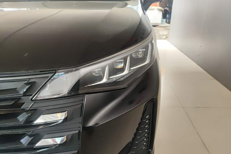 Used GAC Trumpchi M6 2023 PRO 270T DCT Luxury Edition Left Front Headlight