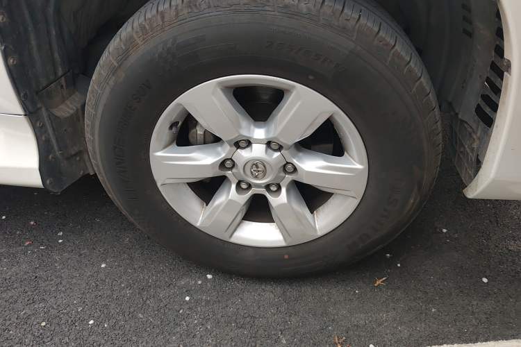 Used Toyota Prado 2016 2.7L Automatic Luxury Edition
