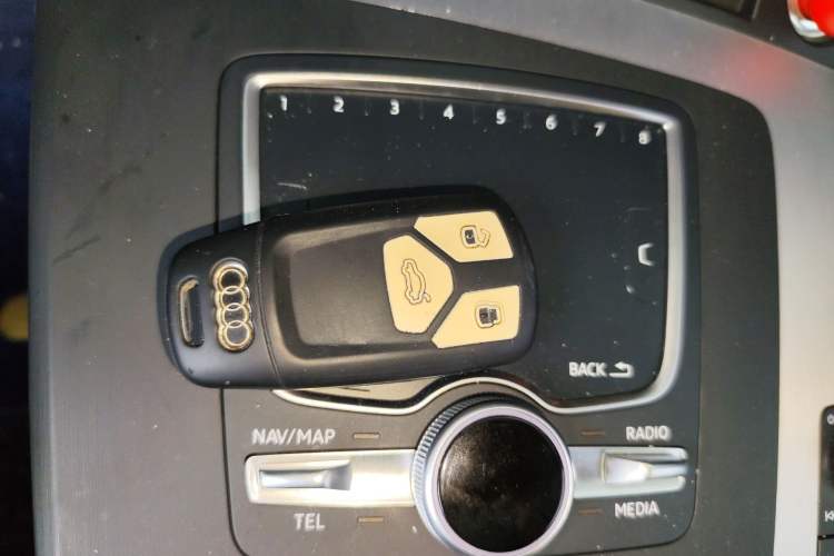 Used Audi Q5L 2020 Updated 40 TFSI Prestige Fashion Edition