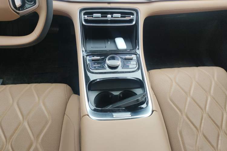 Used Geely Galaxy A7 2025 Model EM-i 150km Starship Edition