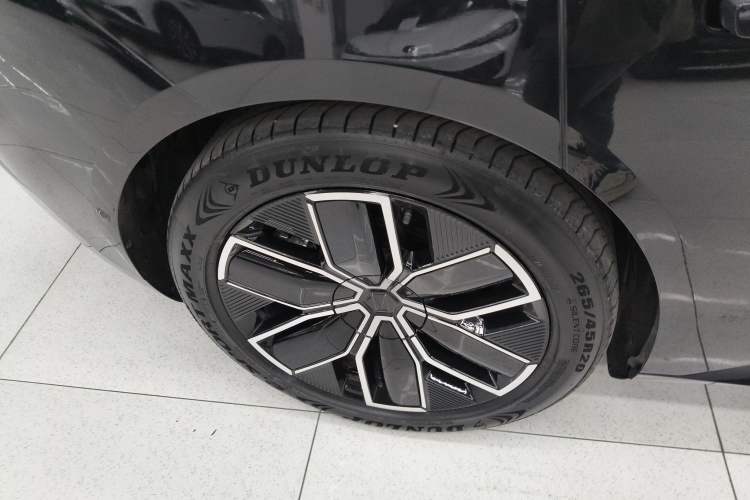 Used Avatr 12 2025 Max Extended-Range Edition
