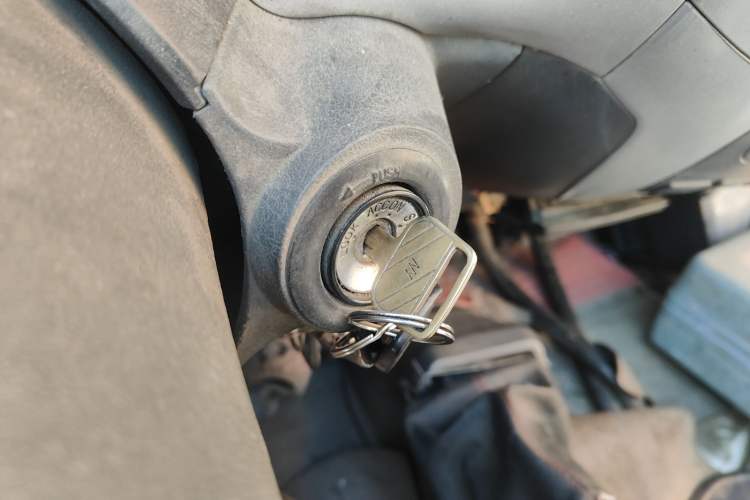 Used Foton Scenic 2011 2.0L Express Classic Long-Wheelbase Version 486EQV4
