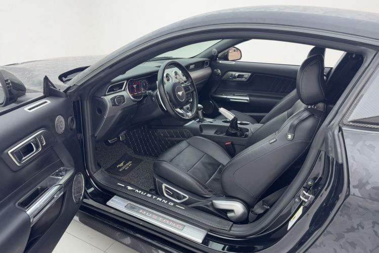 Used Ford Mustang 2019 2.3L EcoBoost
