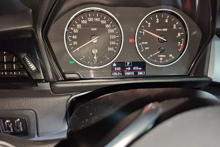 Used BMW 2 Series Active Tourer 2016 218i Fashion Model Odometer Close Up