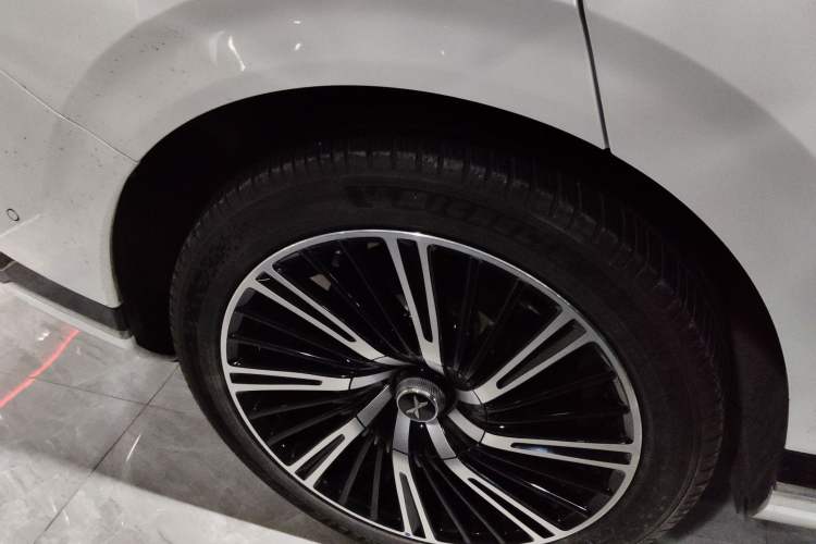 Used XPeng G9 2022 650 Performance Edition Max