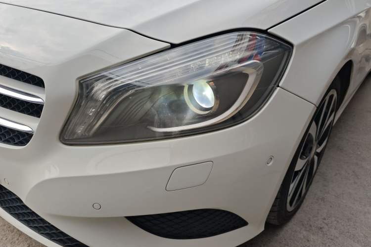 Used Mercedes-Benz A-Class 2015 A 200 Fashion Model