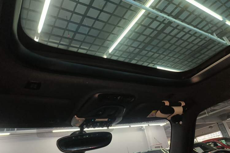 Used MINI 2023 1.5T COOPER Midnight Escape Special Edition Headliner