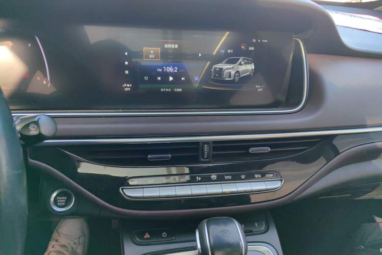 Used GAC Trumpchi M6 2021 270T DCT Luxury Edition (7-seater)
