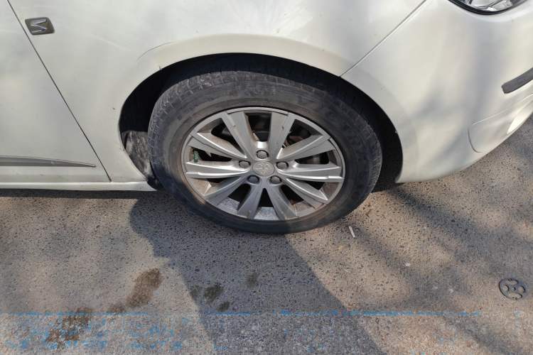 Used Peugeot 308S 2015 1.2T Automatic Shangchi Edition Right Front Wheel Hub