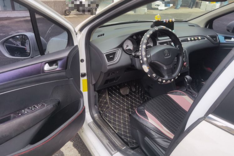 Used Peugeot 308 2014 Enjoy Edition Classic 1.6L Automatic Premium Model
