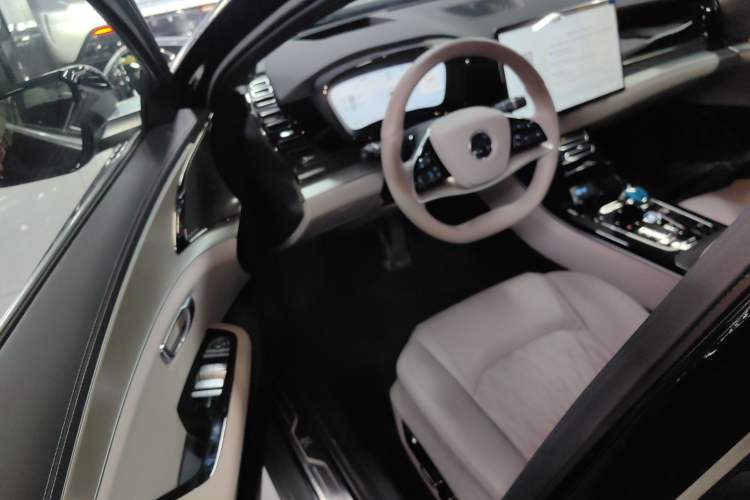 Used BYD Han 2025 EV Intelligent Driving Edition 701KM LiDAR Deluxe Model
