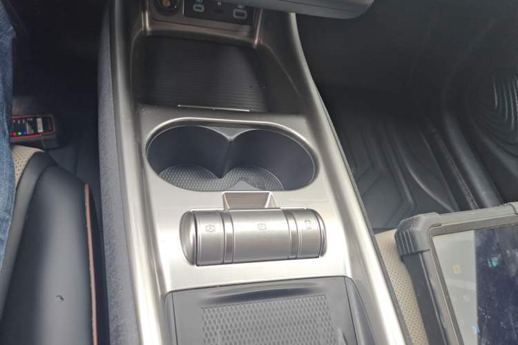 Used BYD Dolphin 2024 Honor Edition 420km Fashion Version Gear Lever