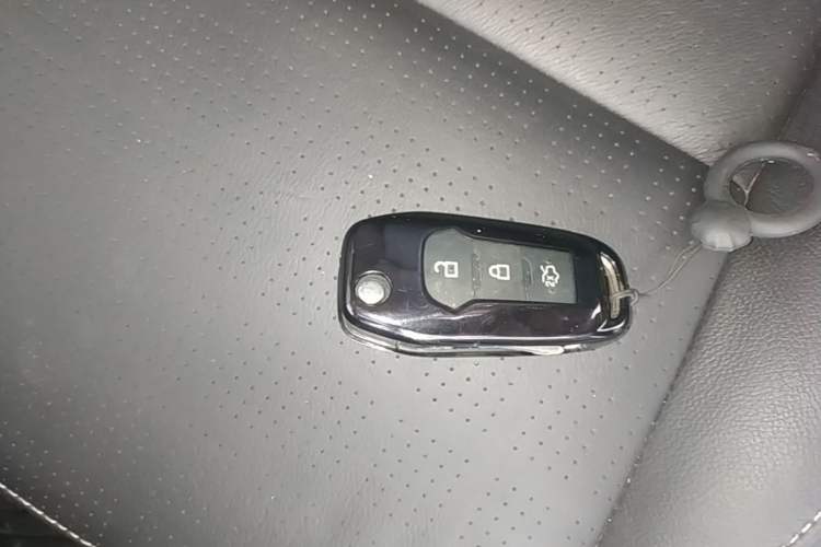 Used Ford Escort 2017 Happiness Edition 1.5L Automatic Fashion Version