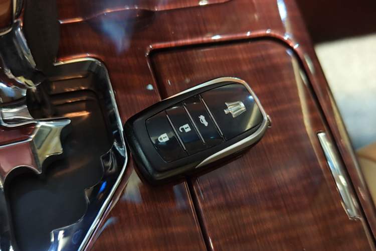 Used Toyota Crown 2015 2.5L Smart Edition