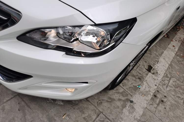 Used Peugeot 408 2015 1.2T Automatic Luxury Edition Left Front Headlight