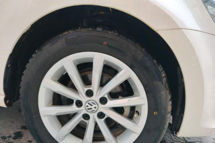 Used Volkswagen Polo 2014 1.6L Automatic Luxury Edition