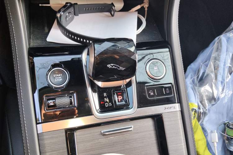 Used Jaguar XFL 2021 XFL 2.0T P200 Two-Wheel-Drive Elite Luxury Edition
