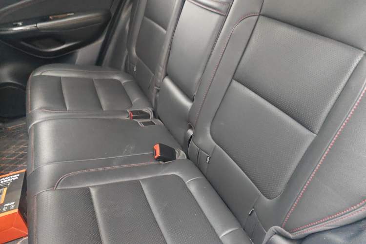 Used CHANGAN CS75 2017 Shangku Edition 1.5T Manual ZhiXiang Model
