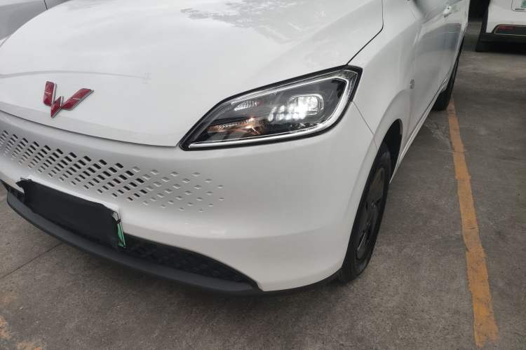 Used Wuling Hongguang New Energy 2025 Extended-Range Hybrid 50KM Comfort Version