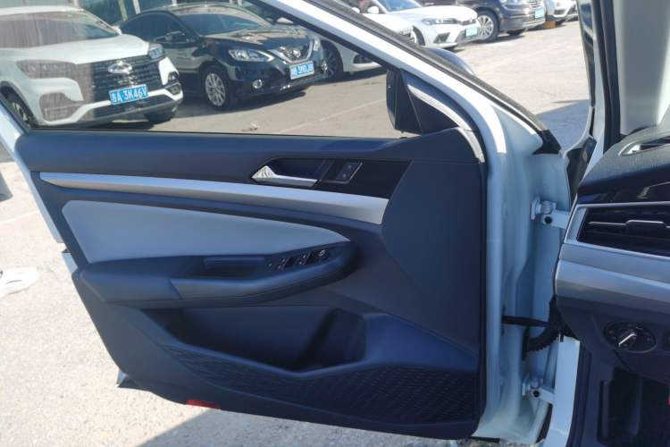 Used Volkswagen Bora 2023 300TSI DSG Prestige Edition