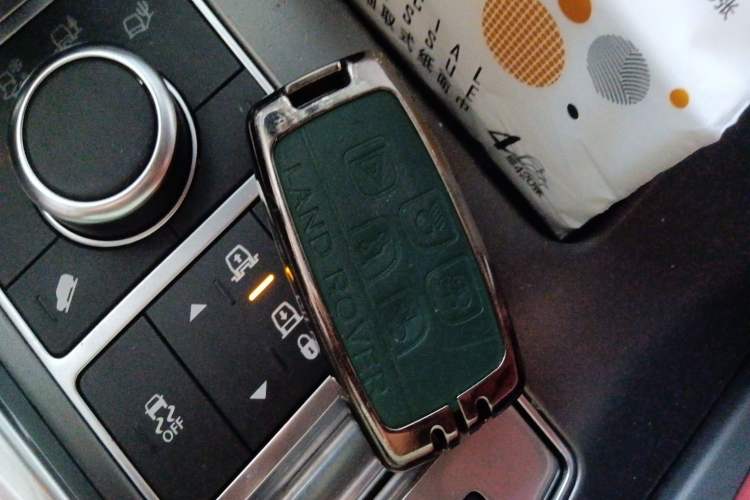 Used Land Rover Range Sport  Vehicle Key