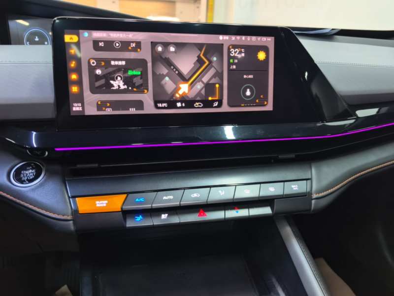Used CHANGAN UNI-V 2022 1.5T Prestige Version — 12