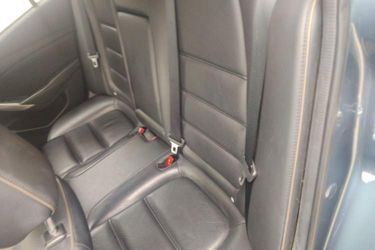 Used Mazda Atenza 2018 2.5L Blue Sky Prestige Edition China V Standard Left Rear Seat