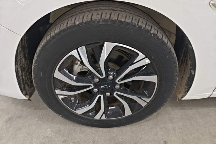 Used Chevrolet Monza 2019 RS 330T Automatic Comfort Edition China VI Standard