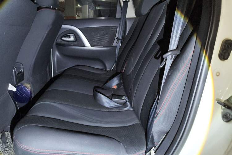 Used CHANGAN CX20 2014 1.4L IMT Sunroof Navigation Version China IV Standard