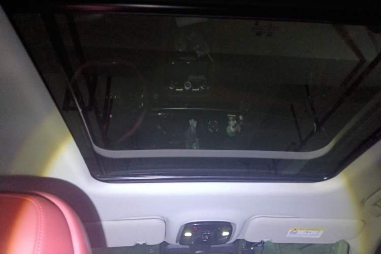 Used EXEED Stellar 2023 400T Two-Wheel Drive Comfort Edition Headliner