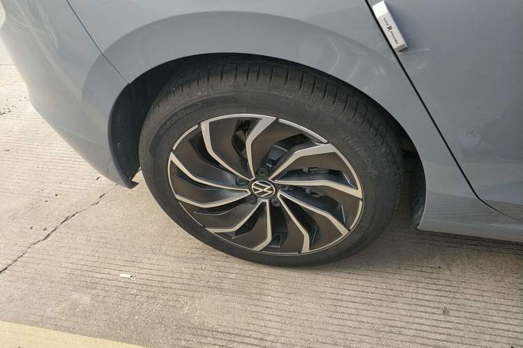 Used Volkswagen Golf 2023 Facelift 280TSI DSG Pro
