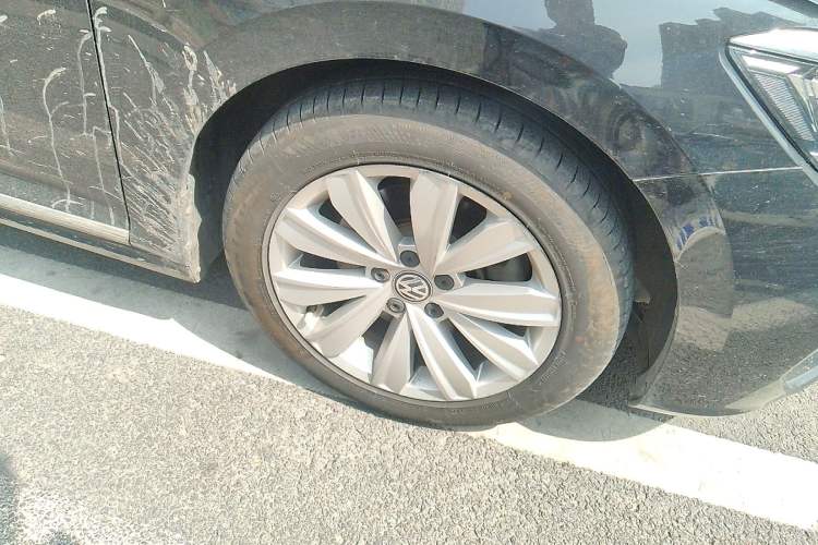 Used Volkswagen Passat 2019 330TSI Elite Edition China VI
