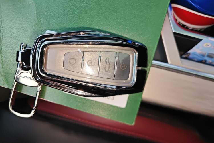 Used Geely Auto Coolray 2019 Sport Model 260T DCT Battle China V Standard