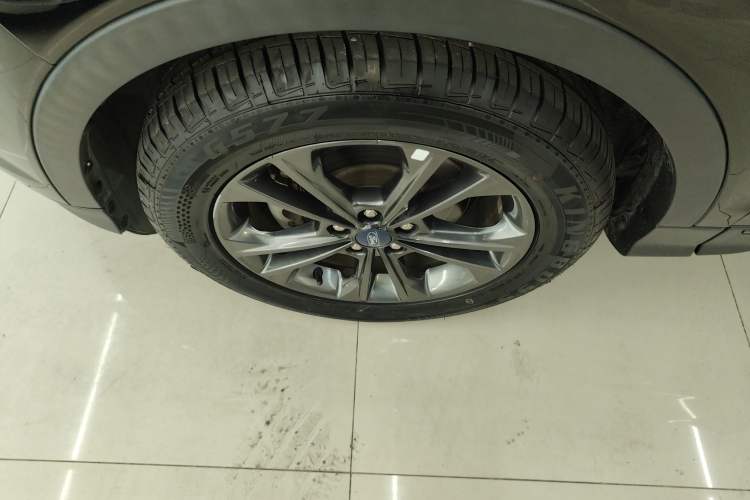 Used Ford Kuga 2019 EcoBoost 180 Two-Wheel-Drive Platinum Edition China VI Standard
