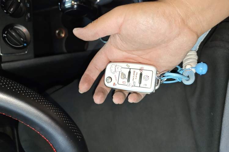 Used Volkswagen Polo 2014 1.4L Automatic Comfort Edition Vehicle Key