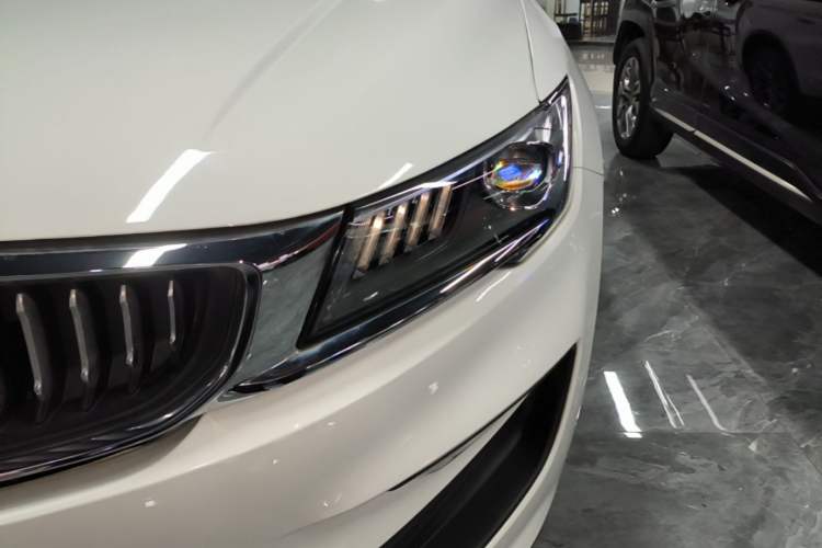 Used Geely Auto Jiajie 2022 1.8TD DCT Platinum Luxury Edition Left Front Headlight