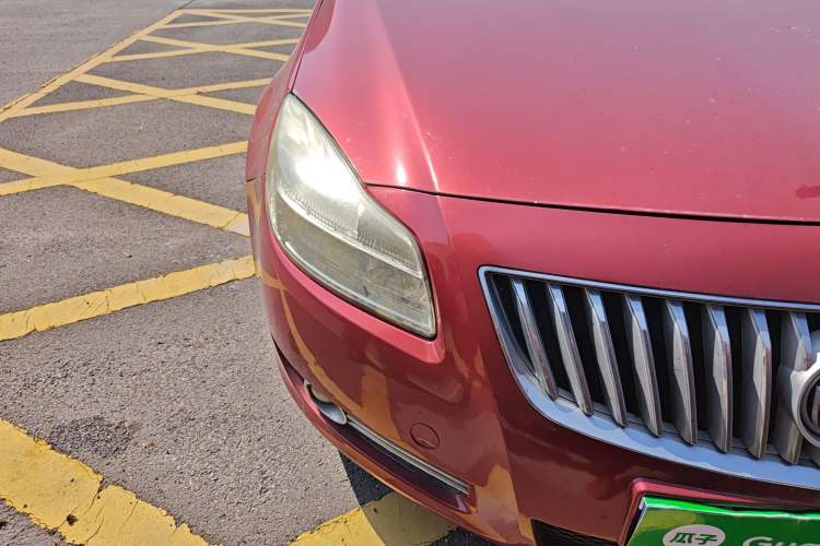 Used Buick Regal 2009 2.0L Elite Edition Right Front Headlight