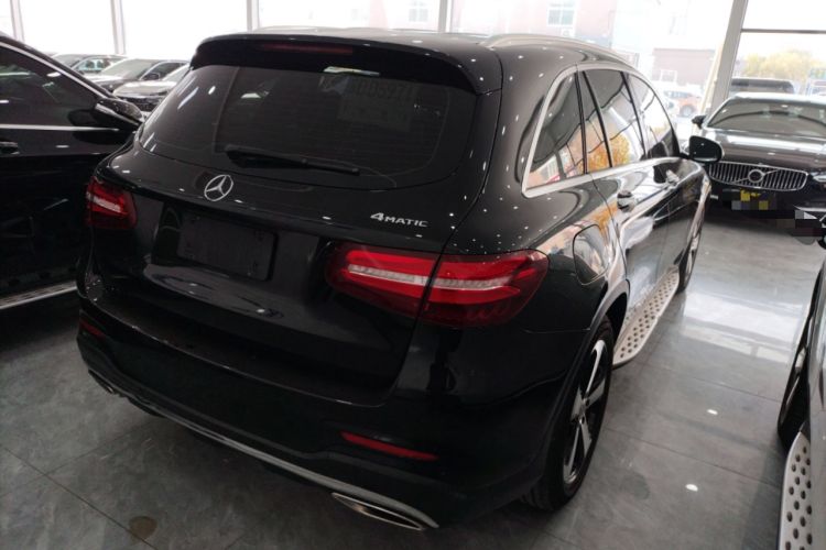Used Mercedes-Benz GLC 2018 GLC 260 4MATIC Luxury Model
