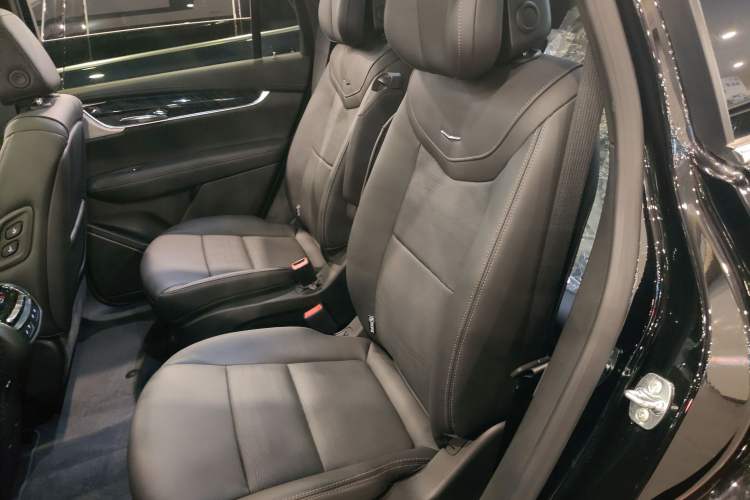 Used Cadillac XT6 2025 2.0T Six-Seater Four-Wheel-Drive Luxury Executive Classic Edition