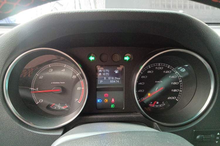 Used BAIC Off-Road BJ40 2016 40L 2.3T Automatic All-Wheel Drive Premium Edition Instrument Cluster