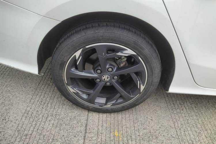 Used MG 5 2022 300TGI DCT Chao Yue Luxury Edition Exterior 5