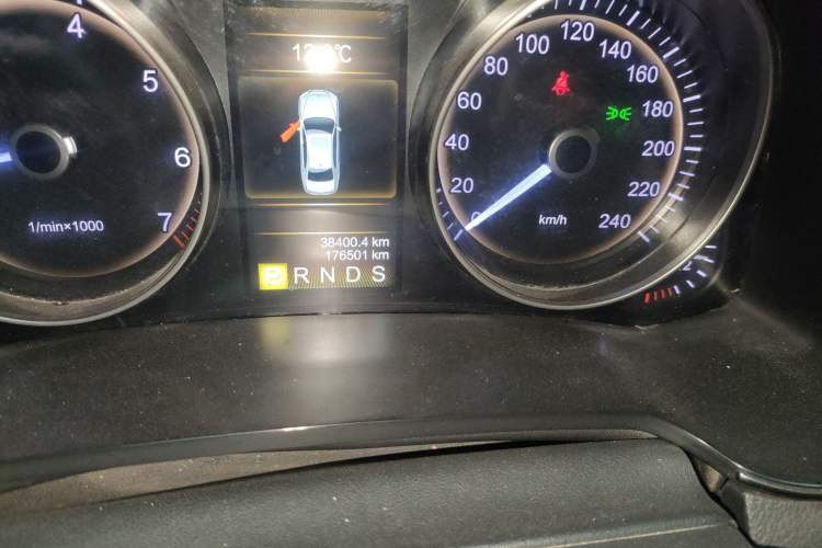 Used Hongqi H7 2017 2.0T Luxury Model