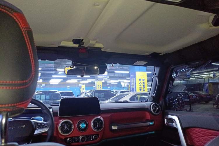 Used BAIC Off-Road BJ40 2023 2.0T Automatic Four-Wheel Drive Urban Hunter Edition Chivalrous Type
