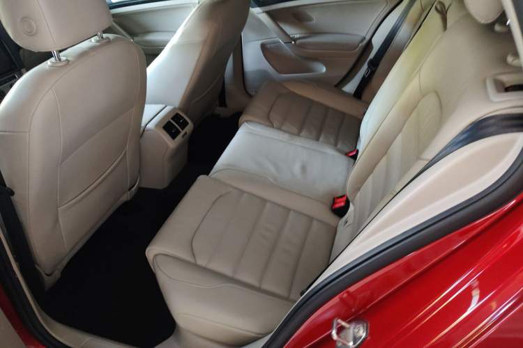 Used Volkswagen Golf 2015 1.4TSI Automatic Luxury Model