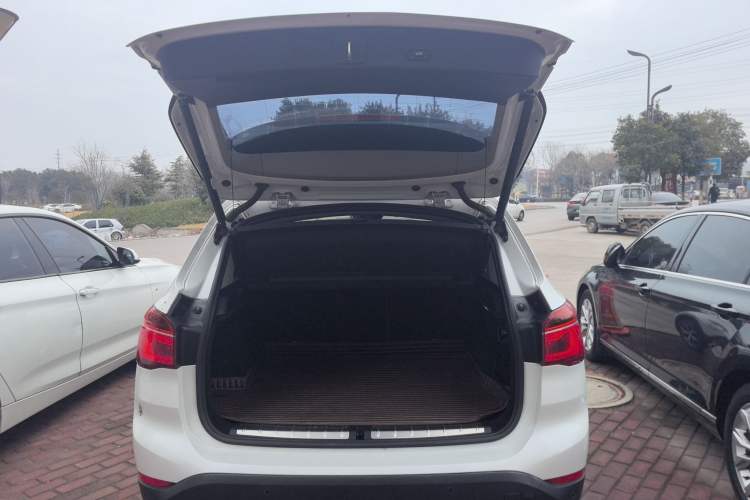 Used BMW X1 2018 sDrive18Li Luxury Model