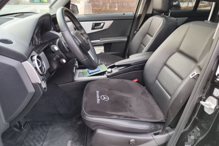 Used Mercedes-Benz GLK-Class 2013 GLK 300 4MATIC Dynamic Sunroof Model