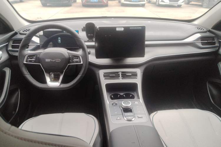 Used BYD Destroyer 05 2024 HONOR Edition DM-i 55KM Luxury Model