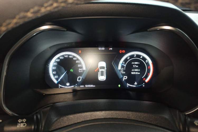 Used Wey VV6 2018 2.0T Four-Wheel Drive Flagship Version China V Standard
