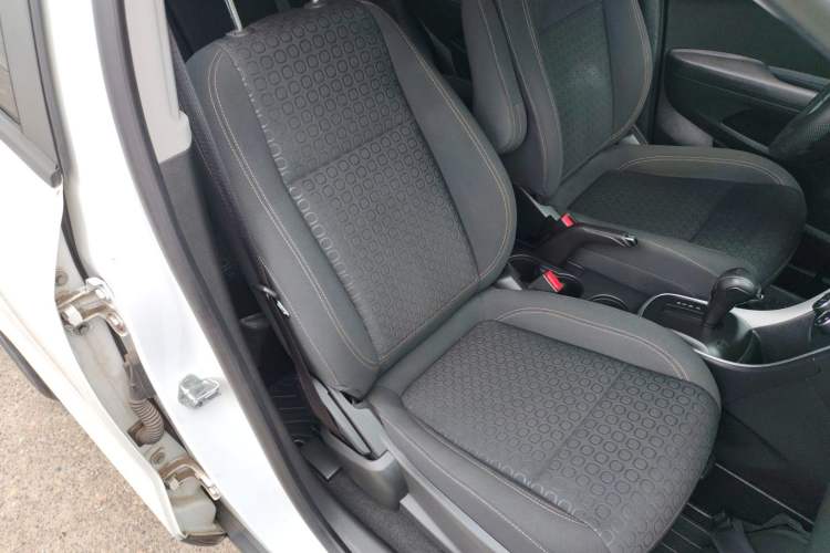 Used Chevrolet Trax 2018 330T Automatic Two-Wheel Drive Elite Model
