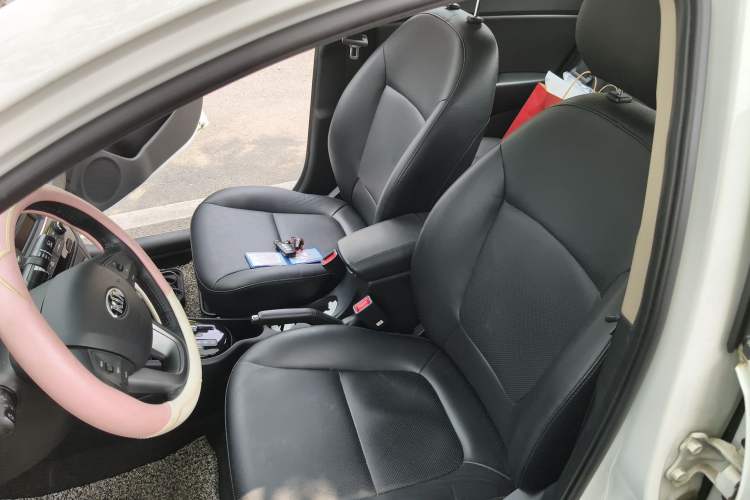 Used Kia K2 2012 Sedan 1.6L Automatic Transmission Premium Commemorative Edition
